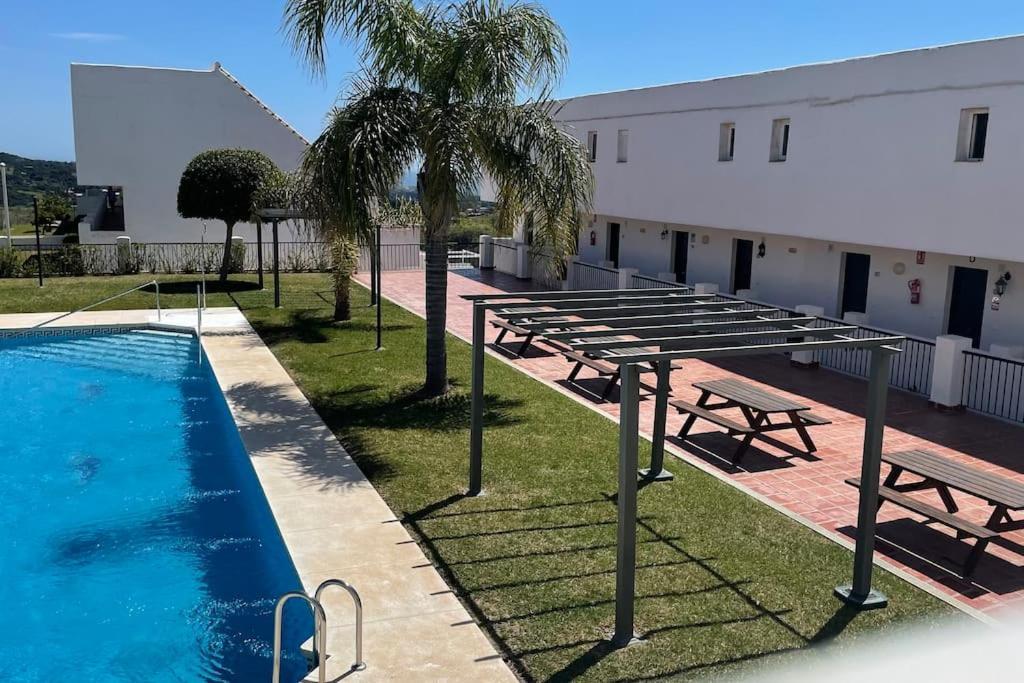 Atico Con Bonita Vista. En Urbanizacion Privada.! Apartment Естепона Екстериор снимка